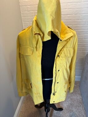 Charlotte Russe Yellow Jacket Size Medium